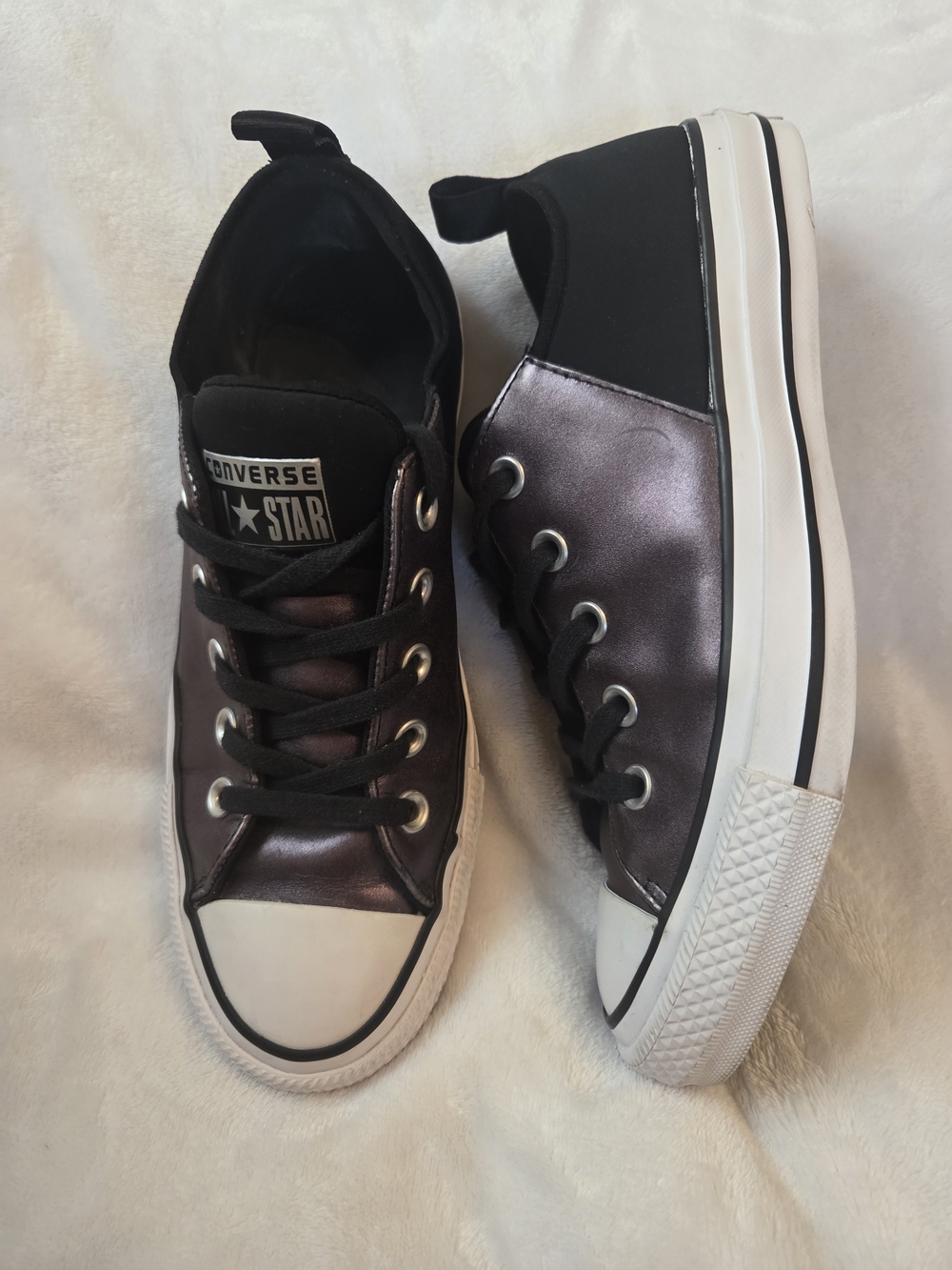 Converse Chuck Taylor All Star Sloane Glam Metallic Leather Sneakers/sz 7